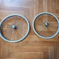 SILVER CROSS TENBY PRAM WHEELS