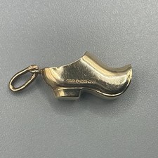 9ct Gold Dutch clog charm - 9