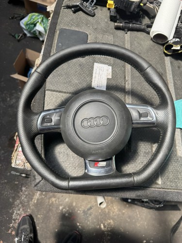 Audi line flat bottom - flat,