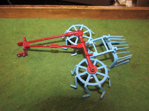 Vintage britains farm lely - vintage,