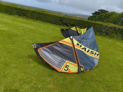 Naish kite pivot - kite,