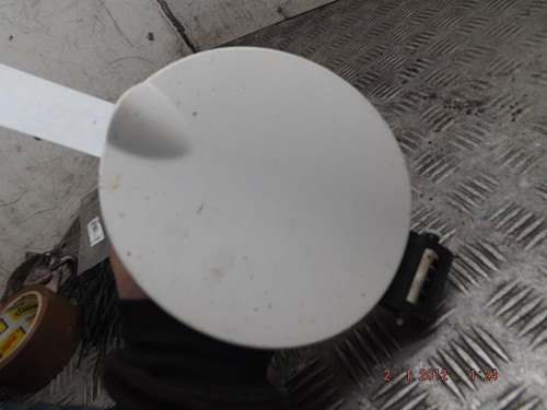 Fiat 500 fuel - flap, cap