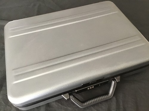 Zero halliburton aluminum - halliburton,