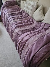 Laura Ashley Leila large bedspread amethyst lavender 200x200
