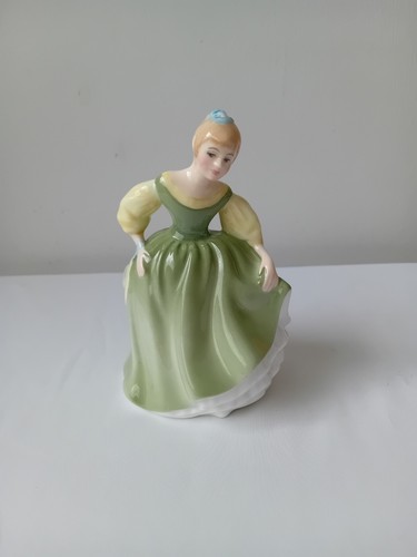 Royal doulton figurine fair - royal,