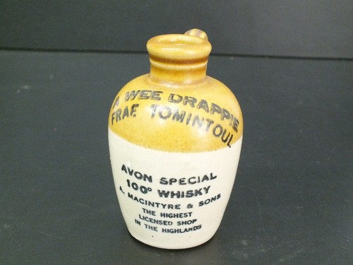 Small vintage whiskey flagon - vintage, a