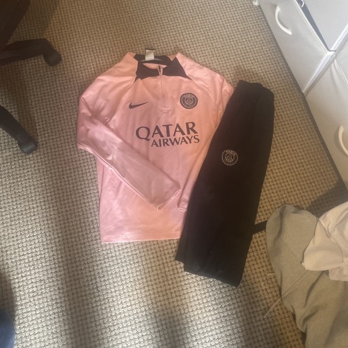 Paris saint germain tracksuit - paris,
