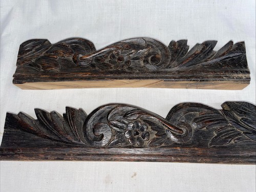 Carved oak panels - carved, pediment