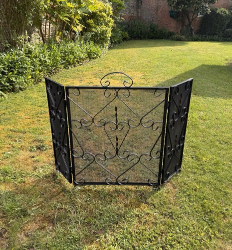 Black metal panel folding - black, 3