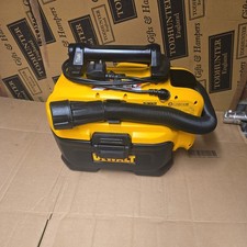 Dewalt DCV584L 240v Wet/Dry