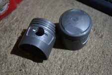 HONDA C95 CA95  PAIR OF  PISTONS 1.00 MM O/S  13105-201-010 NOS