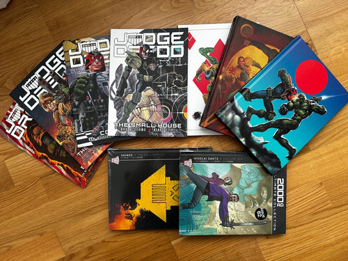Judge dredd 2000 9 book - &, ad