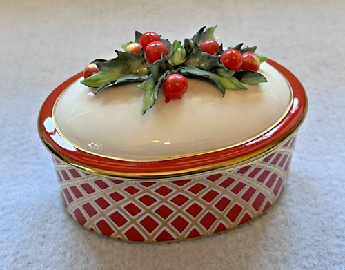 Royal crown derby the four - crown,