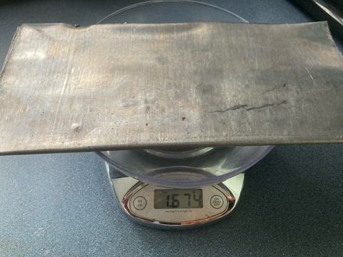 1.674kg clean scrap lead sheet