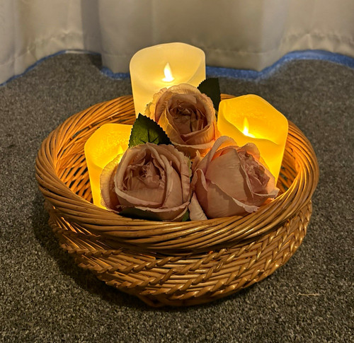 Round brown wicker basket - round,