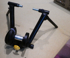 Saris M2 wheel-on-roller Smart