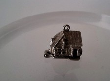 Vintage Pub Scene Nuvo Stye Silve Tone Dainty Charm
