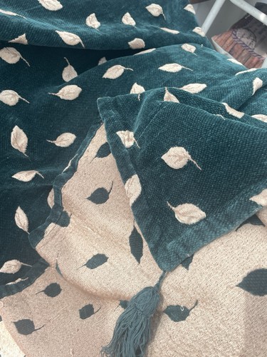 Dark green chenille throw - dark,