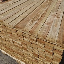 100 new rustic pallet boards - new,