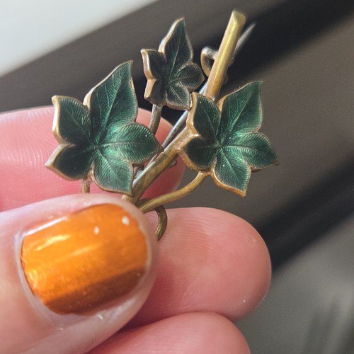 Victorian ivy leaf enamel - ivy,