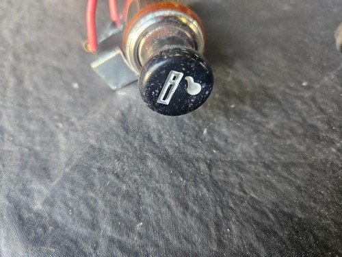 Classic car cigarette lighter - ,