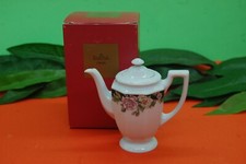 Rosenthal, Maria, Minik