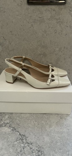 Bennett patient leather - patient,