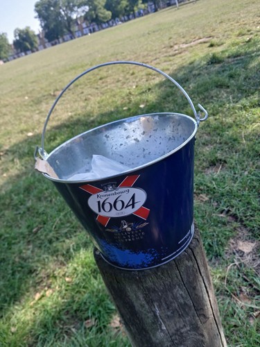Branded kronenbourg 1664 - branded, metal