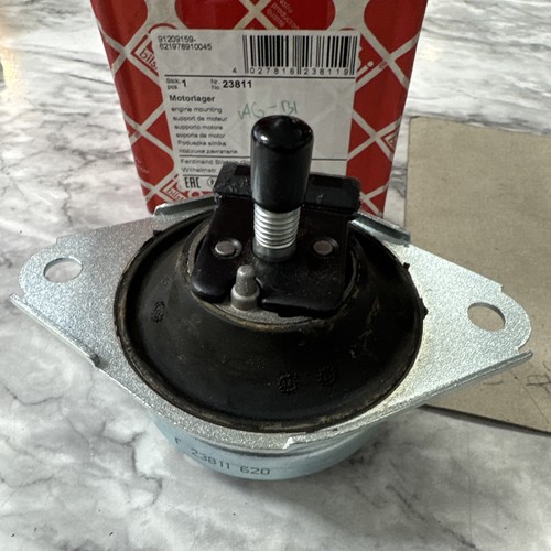 Engine mount for - engine,