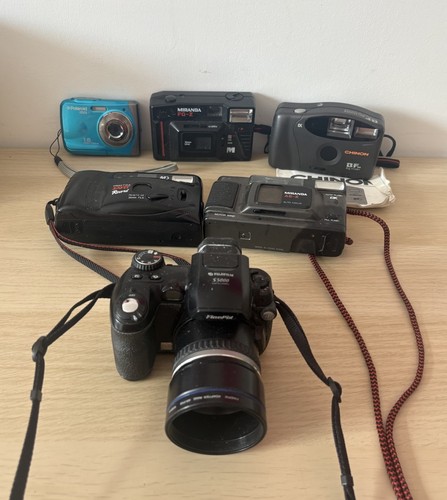 Vintage pocket camera - vintage, x