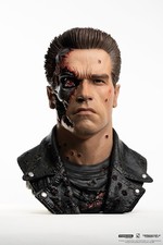 PREORDER Terminator 2 Replica
