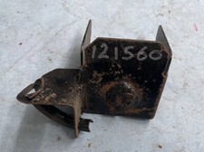 TRIUMPH 121560 HERALD 948, 948 S, 1200, COURIER VAN L/H AXLE TO CHASSIS BRACKET