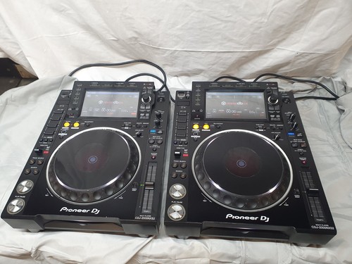 Cdj 2000 nexus players - 2,