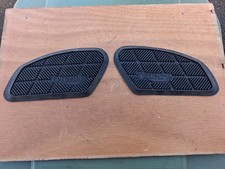 Triumph T120 TR6 tank knee