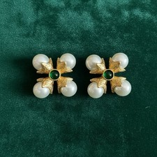 Schiaparelli STYLE Pearl Cross