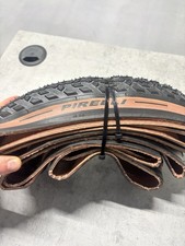 2x 650B x 45 Pirelli Cinturato