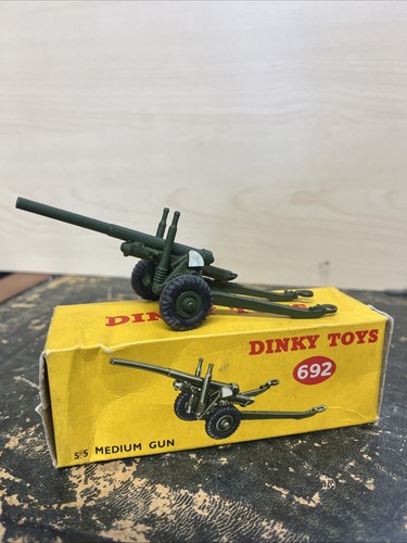 Dinky toys 692 medium - dinky,