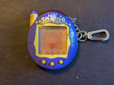 Purple Viking Tamagotchi Ketei Akai - japanese language V3 