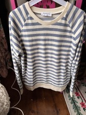 Another Fox Women’s size M