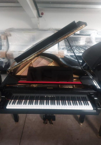 Yamaha grand black - yamaha, in