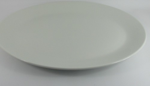 Oval 21cm plates x 6 - plates,