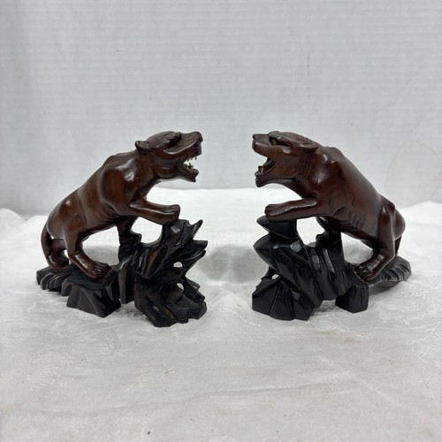 Vtg pair asian hand - pair,