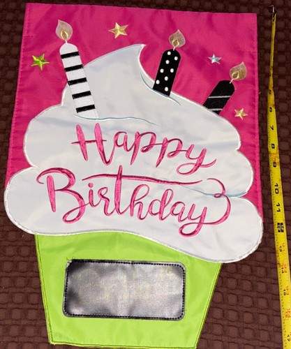 Happy birthday cupcake flag - birthday,