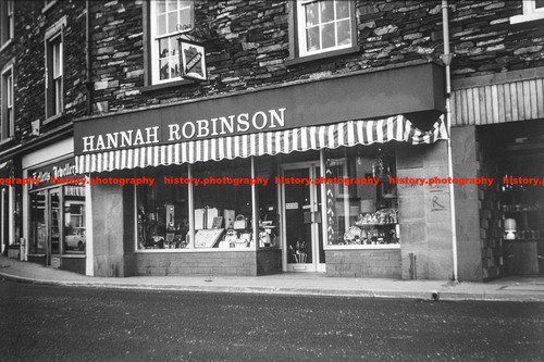 Q003110 ambleside shop - q003110,