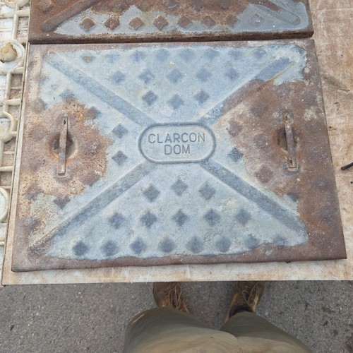 Galvanised manhole cover 620mm - manhole,