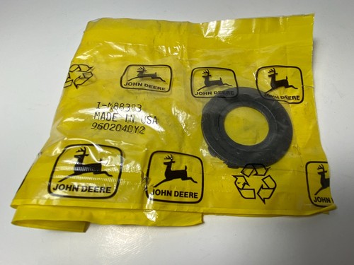 Retainer john deere genuine - retainer,
