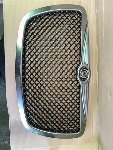 Chrysler 300c honeycomb style - chrysler,