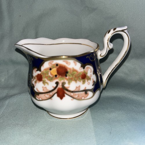 Royal albert heirloom jug - heirloom,
