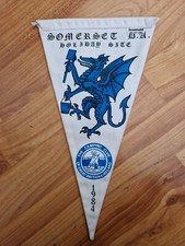 VINTAGE SOMERSET DA HOLIDAY SITE 1984 CAMPING & CARAVAN CLUB PENNANT FLAG