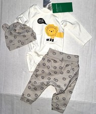 H & M 3 piece set tan/white